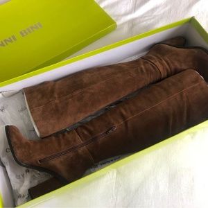 Gianni Bini Barrine Wide Calf Suede Over-the-Knee Block Heel Boots | Size 7